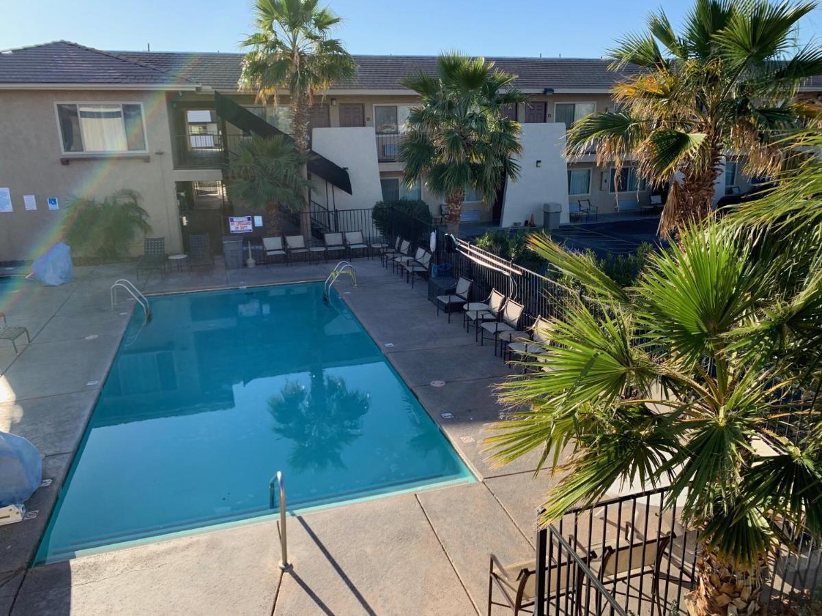 Days Inn By Wyndham Lake Havasu Lake Havasu City Kültér fotó