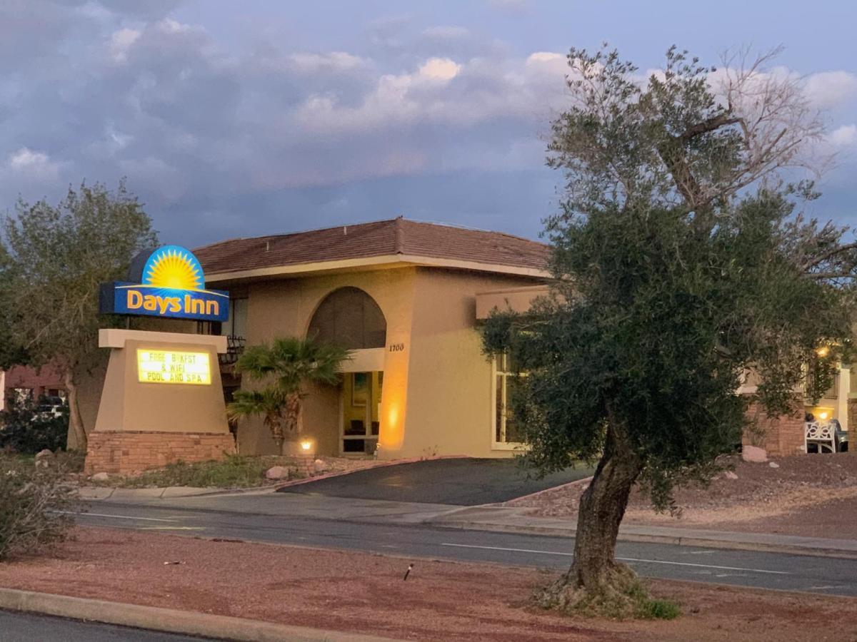 Days Inn By Wyndham Lake Havasu Lake Havasu City Kültér fotó