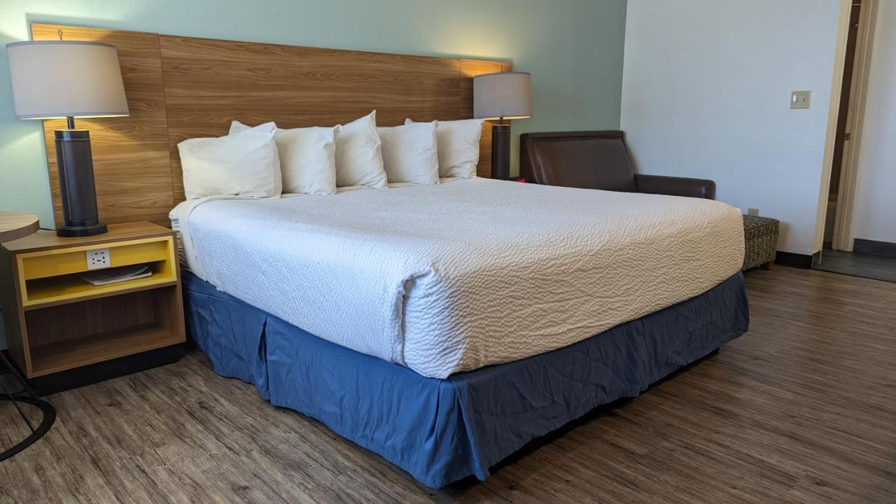 Days Inn By Wyndham Lake Havasu Lake Havasu City Kültér fotó