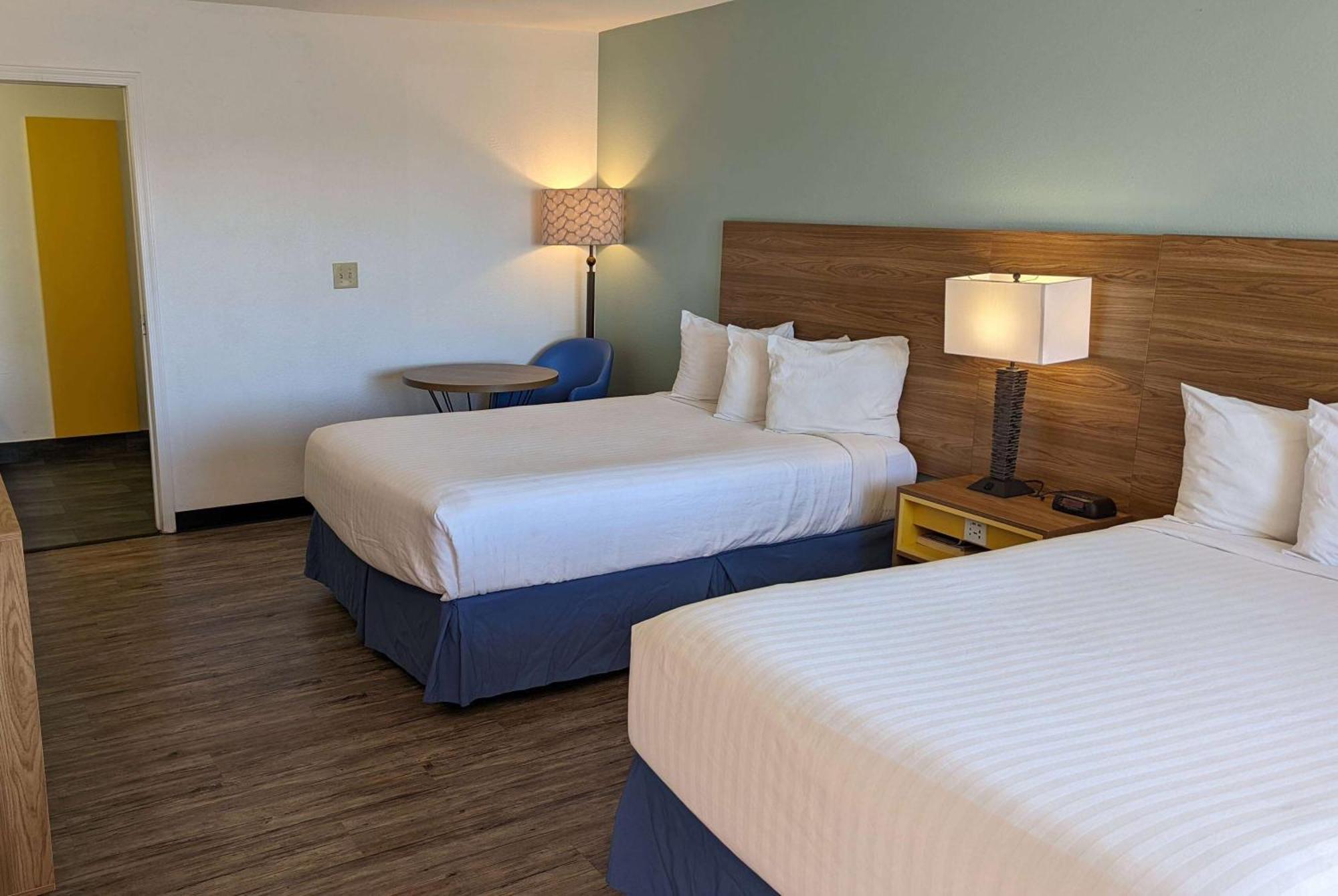 Days Inn By Wyndham Lake Havasu Lake Havasu City Kültér fotó